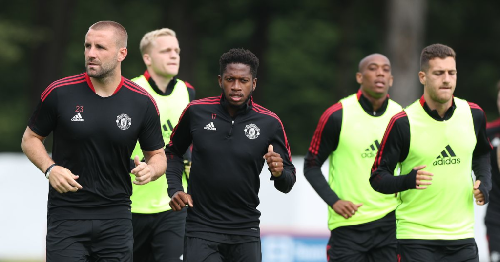 Manchester United can discover fourth summer signing after Everton experiment – Manchester Evening News