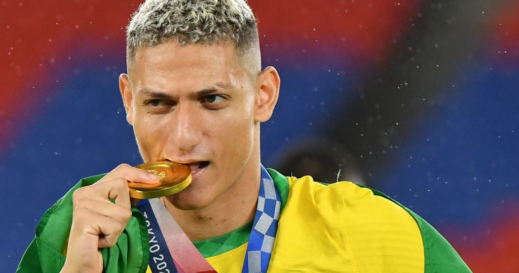 Richarlisons hair-raising quip to FIFA President after Brazil Olympic gold – Liverpool Echo