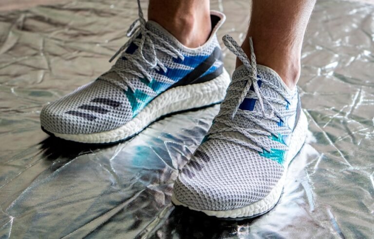 Silver Lining: Why Nike Air Rift Silver is the Hottest Sneaker Trend of the Season